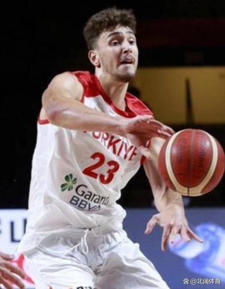 风云突变！明尼苏达森林狼转会期造点机会，葡超版图或变，信心回归，高层口径保持一致(森林狼卡尔弗)